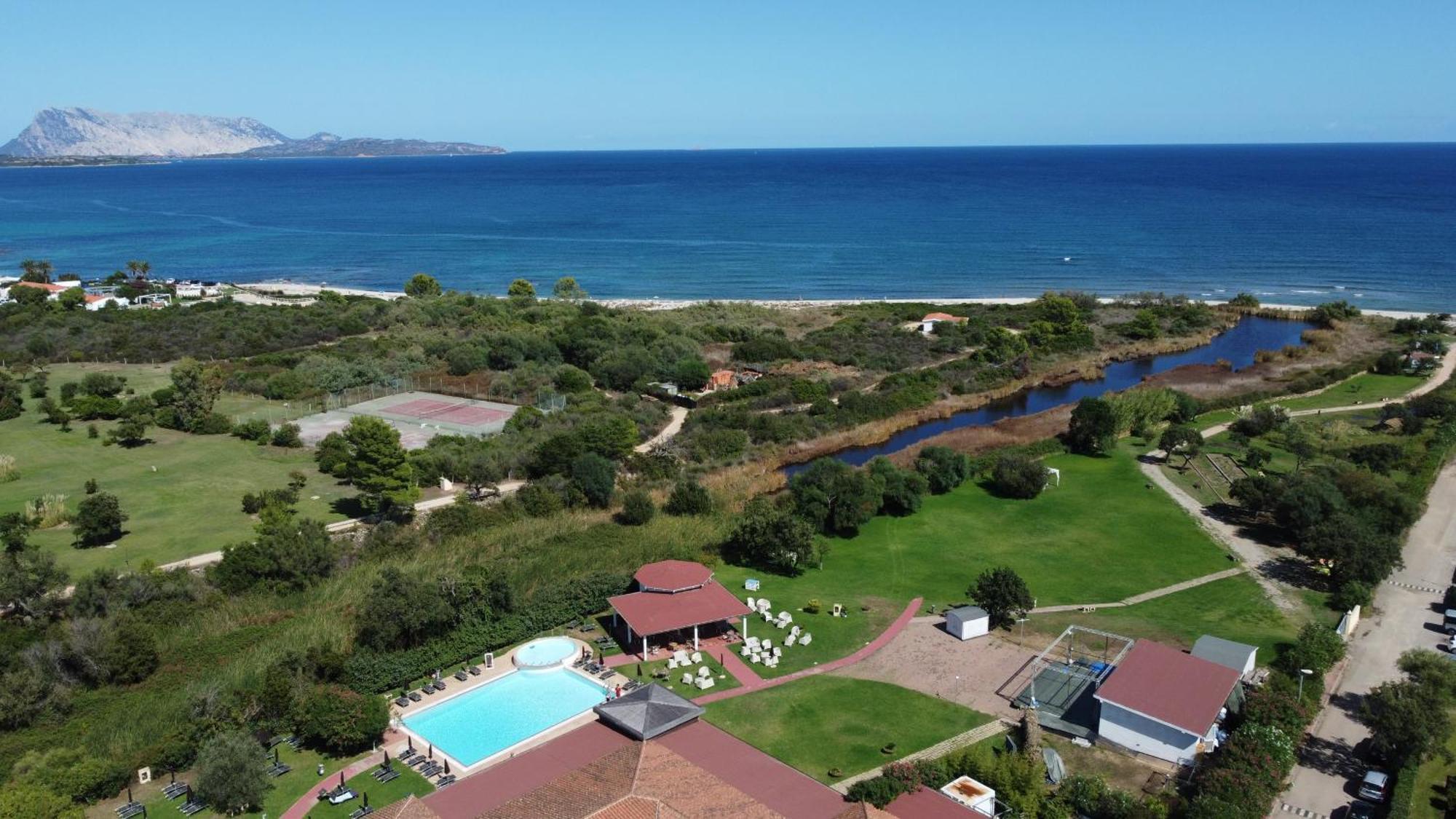 Li Suari Club Village San Teodoro  Exterior foto